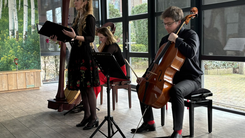 Sfeervol begin van het theaterseizoen Lommerrijk