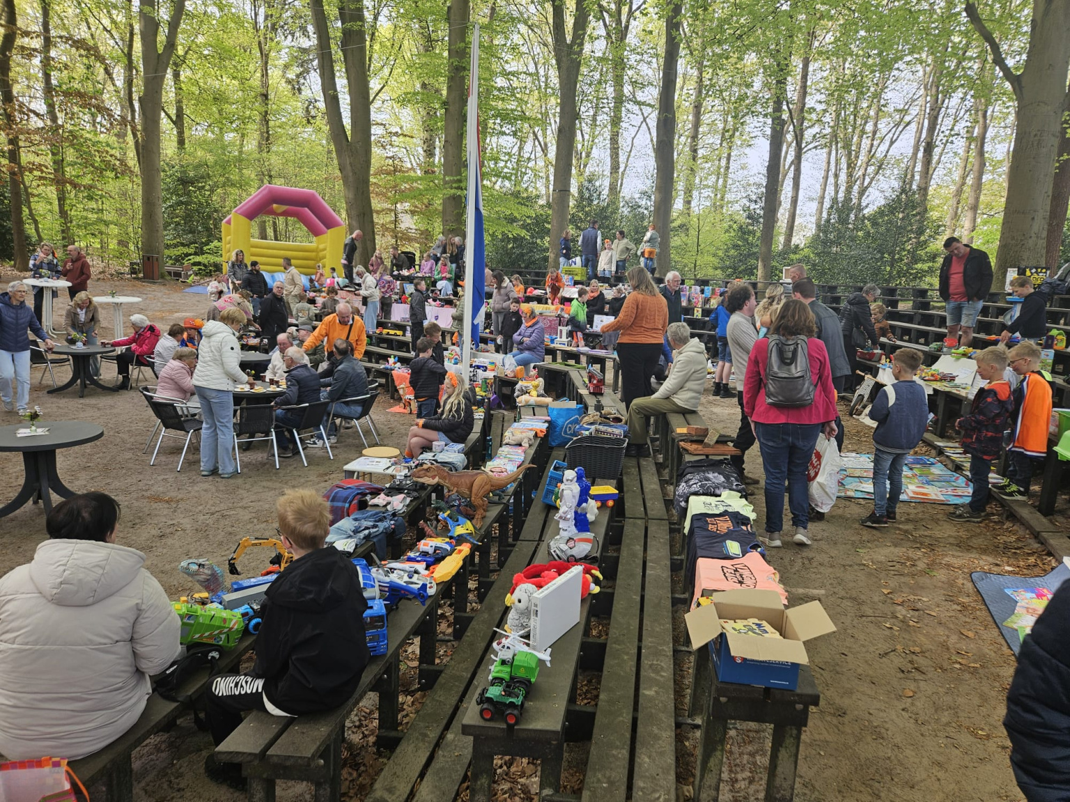 9e230d72-16e2-4bdc-b3d7-58000634d09d