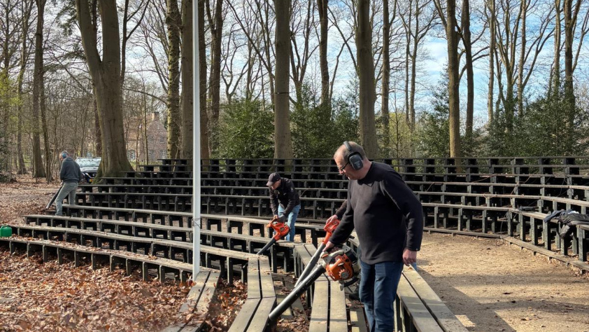 Theater is weer bladvrij